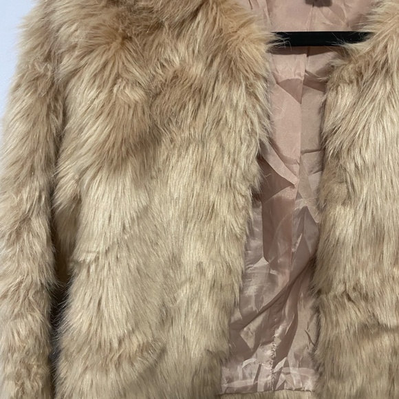 Rachel Zoe Faux Fur Jacket - Picture 2 of 5